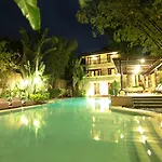 Canyon De Boracay