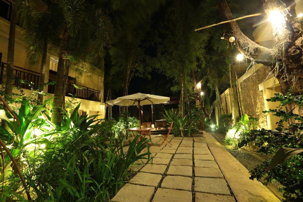 Canyon De Boracay